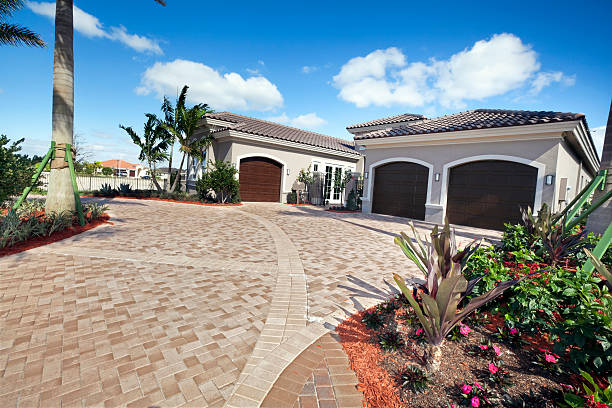 Best Commercial Driveway Pavers  in Blasdell, NY
